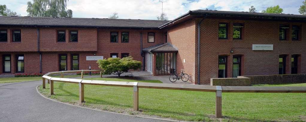 איסט הורסלי De Vere Horsley Estate חדר תמונה